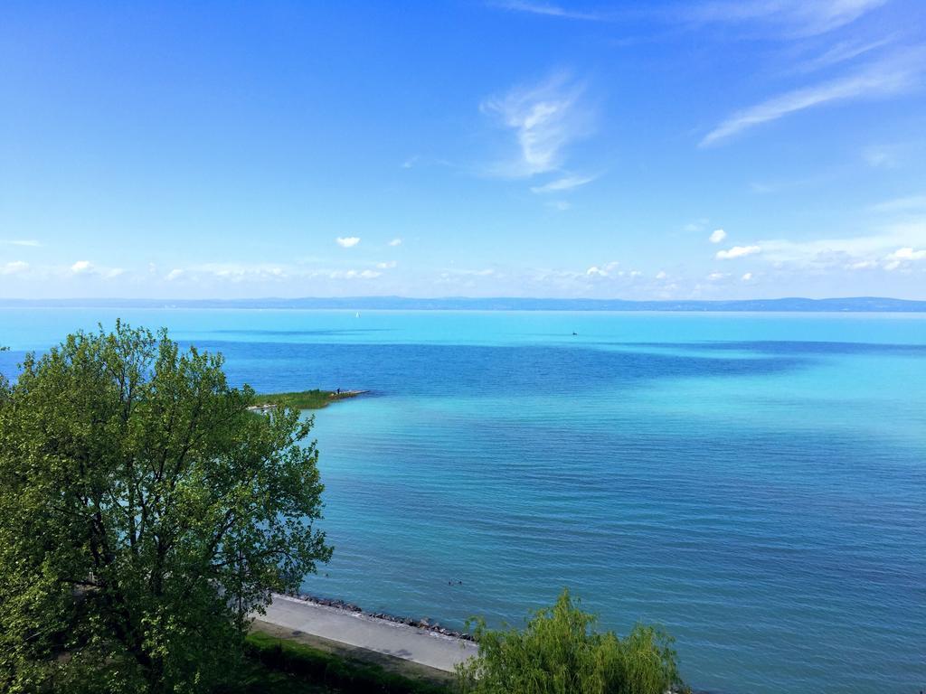 Club 218 Wellness Petra Apartman Siofok Bagian luar foto
